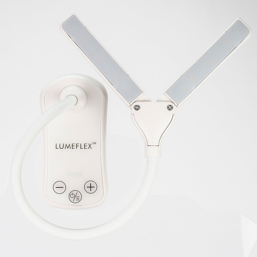 Dvouhlavá lampa na čtení Lumeflex 26 