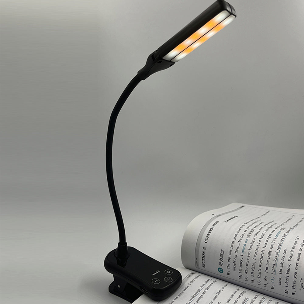 Dvouhlavá lampa na čtení Lumeflex 5 